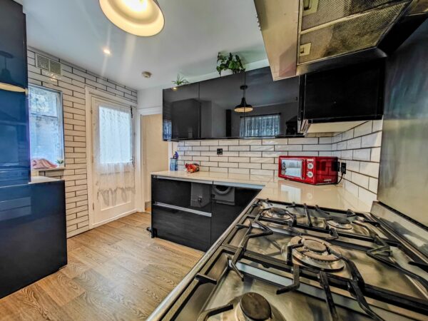 Plumstead Common Road, Plumstead, SE18 2RT