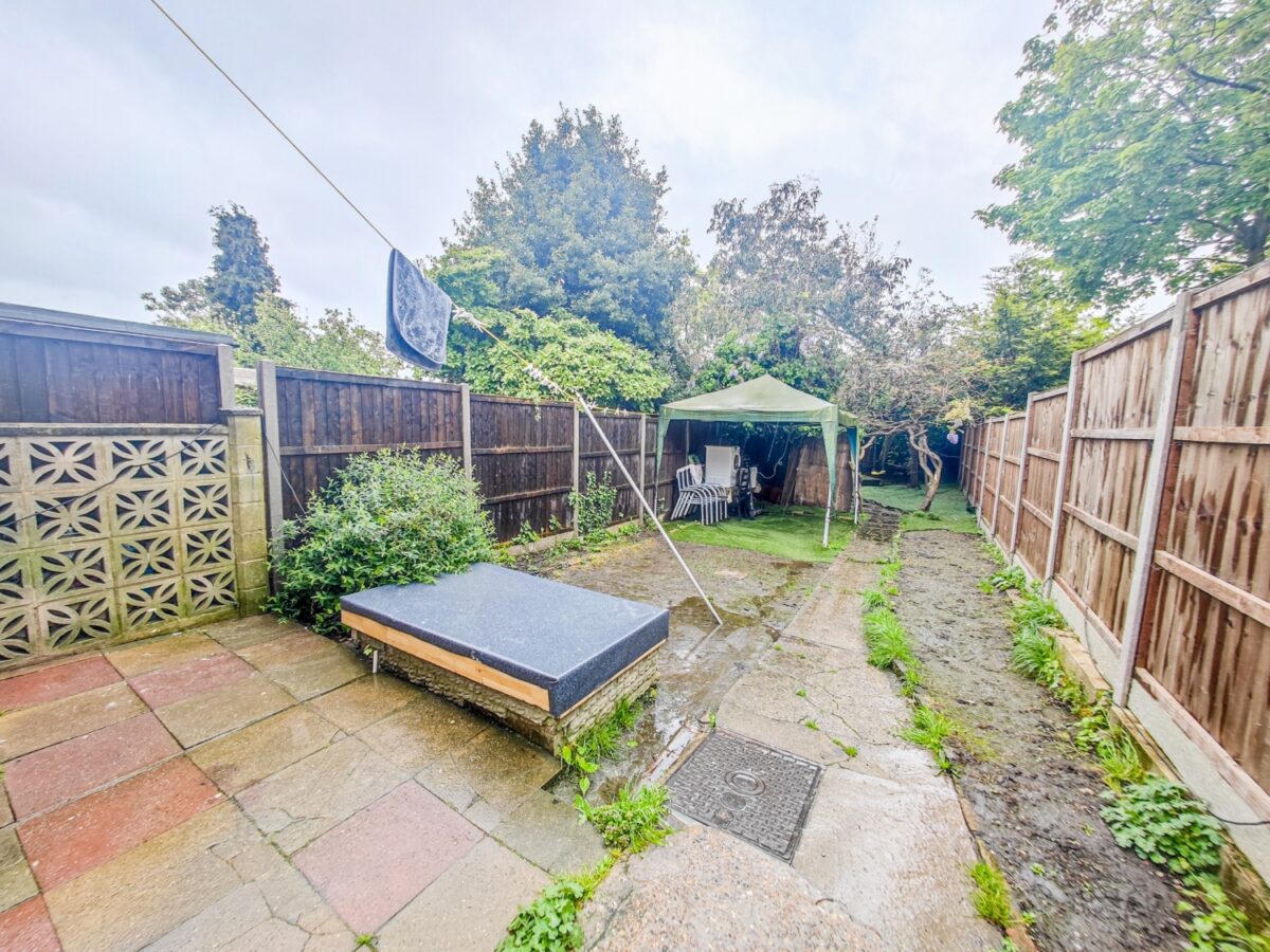 Plumstead Common Road, Plumstead, SE18 2RT