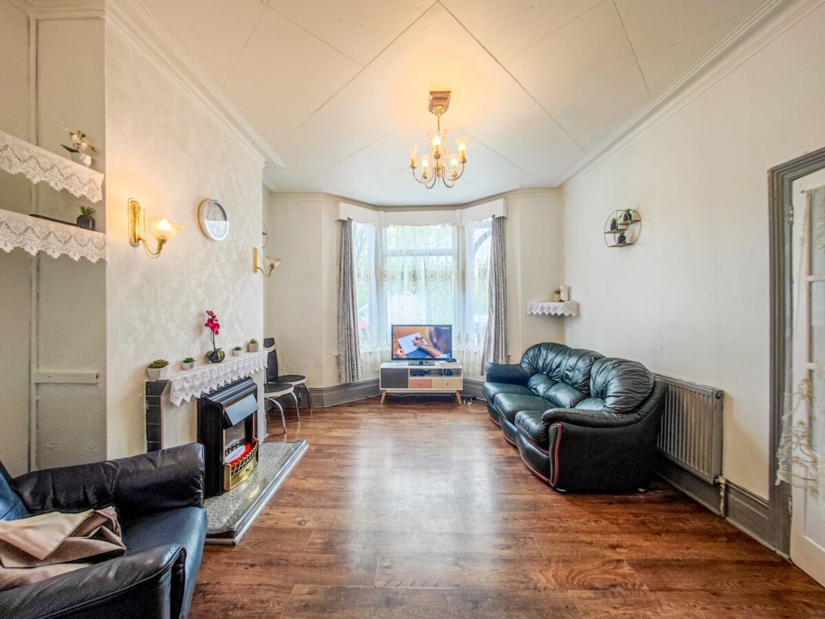 Plumstead Common Road, Plumstead, SE18 2RT
