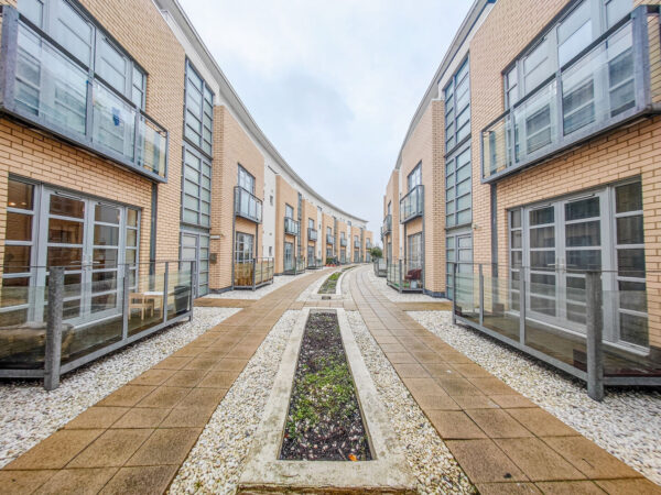 Charlesmere Gardens, West Thamesmead, London, SE28