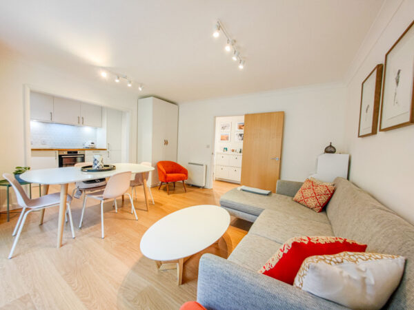 Charlesmere Gardens, West Thamesmead, London, SE28