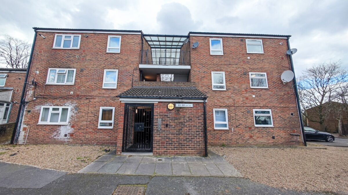 Gunner Lane, Woolwich, SE18
