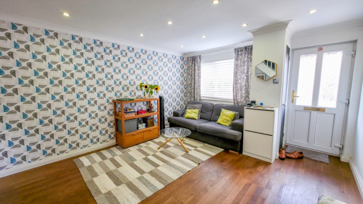 Avocet Mews, London, SE28