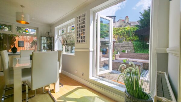 Swingate Lane, Plumstead Common, London, SE18