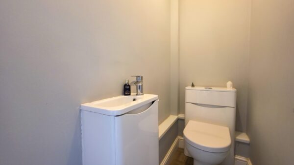 Swingate Lane, Plumstead Common, London, SE18