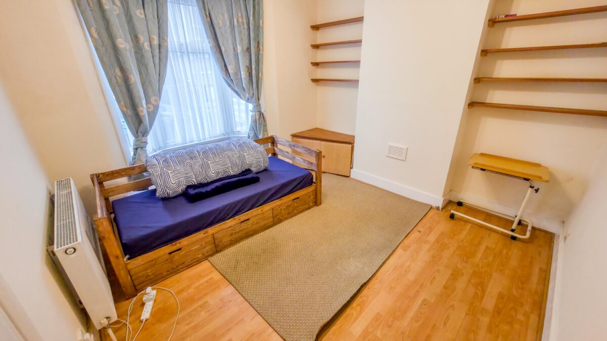 Reidhaven Road, Plumstead, SE18