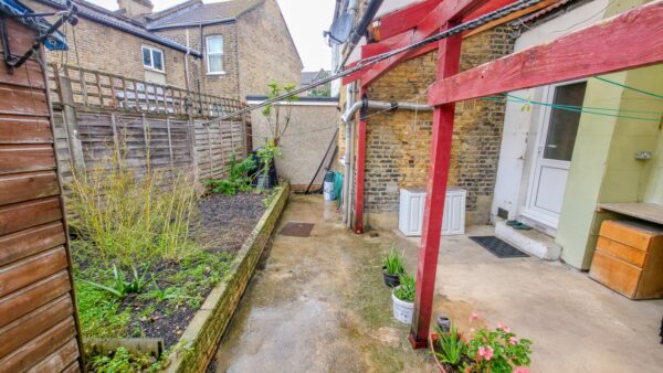 Reidhaven Road, Plumstead, SE18